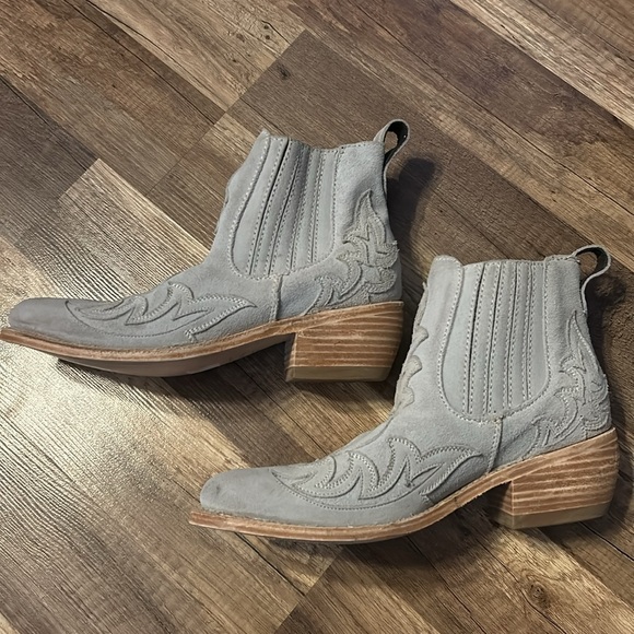 Ice Suede Lark Liberty Black Bootie from No Roots Boots - Picture 4 of 5